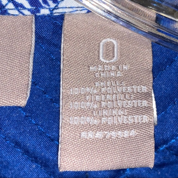 Women’s 0 (S / 4) CHICO’S Royal Blue White Paisley Light Spring Quilted Jacket - Picture 15 of 15